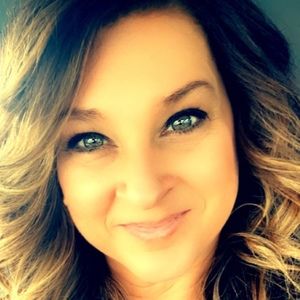 Meet your Posher, Candi